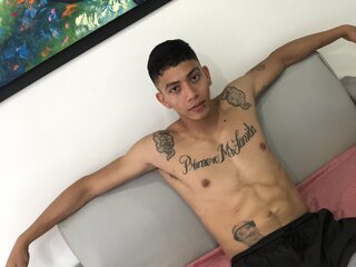 Live pussy AdrianRichard